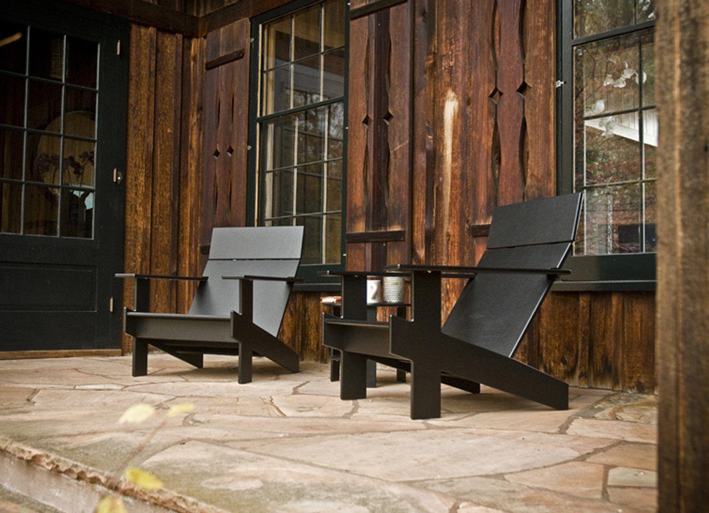 LOLLYGAGGER LOUNGE CHAIR