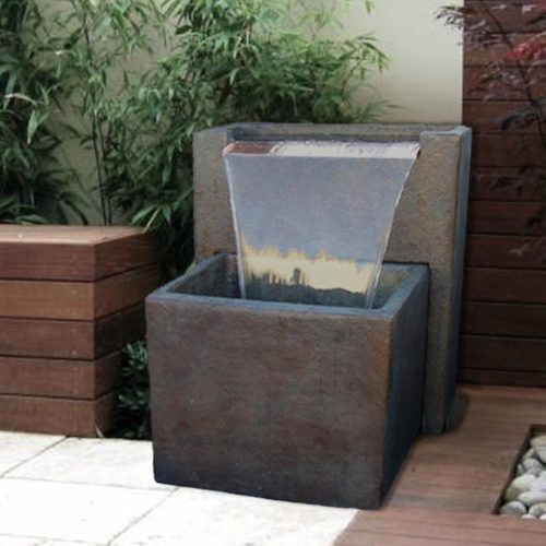 Modern Fountain - Meridian