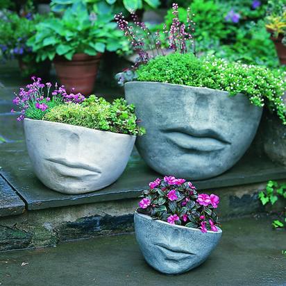 FACCIA CAST STONE PLANTER