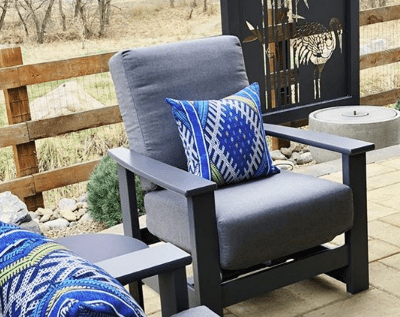 LEEWARD COLLECTION HIDDEN MOTION ARM CHAIR