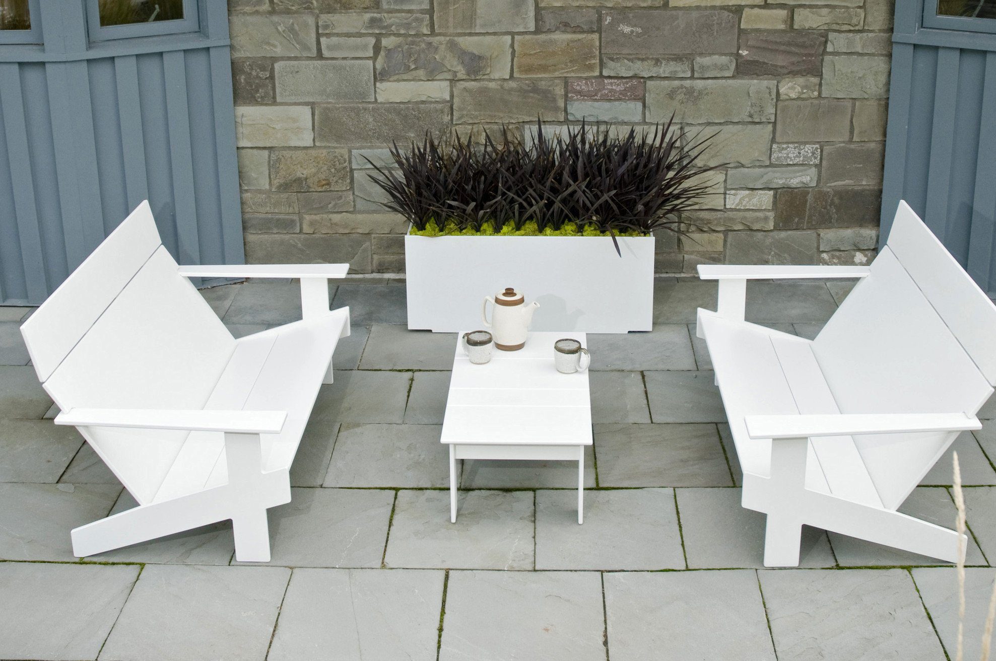 LOLLYGAGGER OUTDOOR SOFA