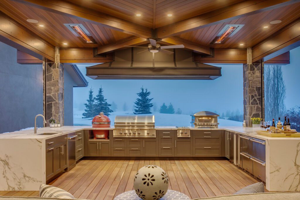 Mountain-Outdoor-Kitchen
